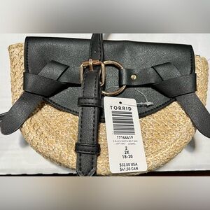 Torrid belt bag size 2